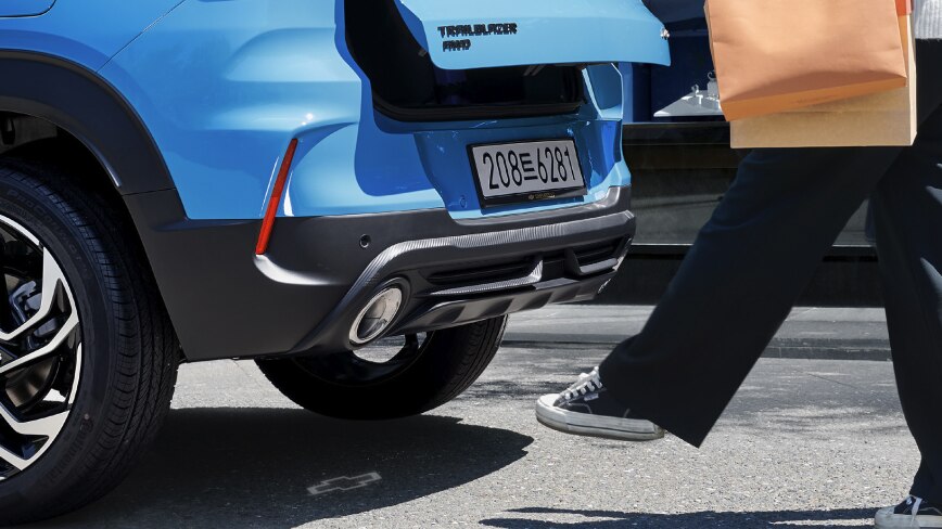 2026 Chevrolet trailblazer Photography: Power Lift Gate